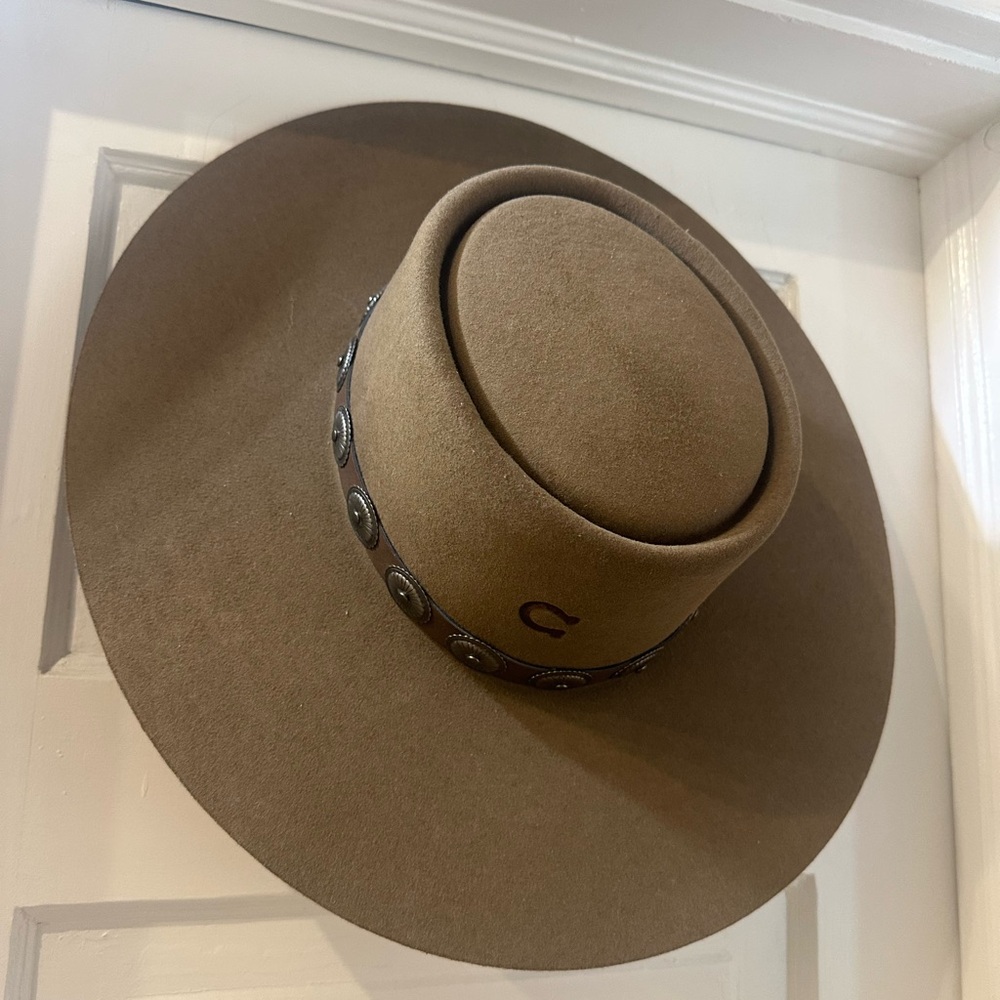 Brown Wide-Brimmed Hat